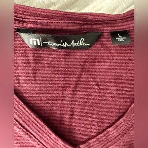 TravisMathew Men’s Maroon V-Neck Pima Cotton Tee Shirt Size Large